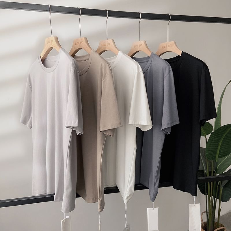 Remeefa - T-shirt met korte mouwen en ronde hals, effen