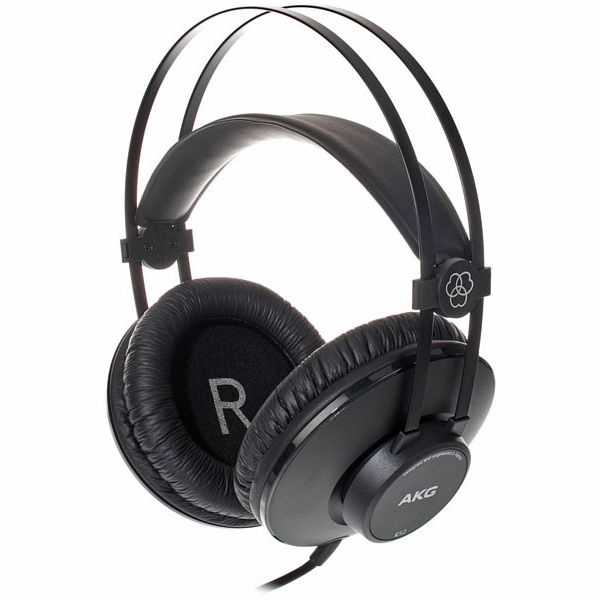 AKG K-52