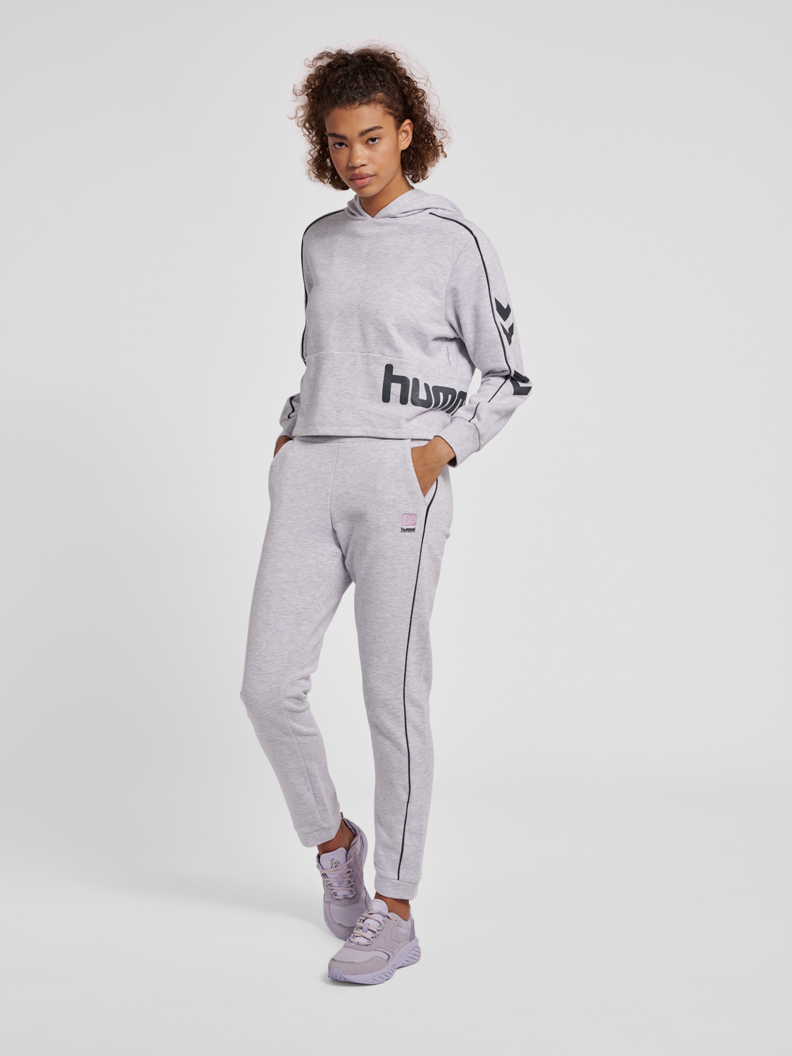 hmlLGC YOKO CROPPED HOODIE