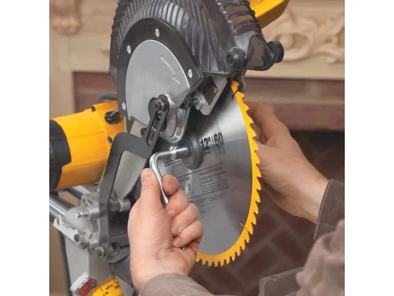 DeWALT DWS780-QS - Skydekomponent-geringsav - 1675 W - 305 mm