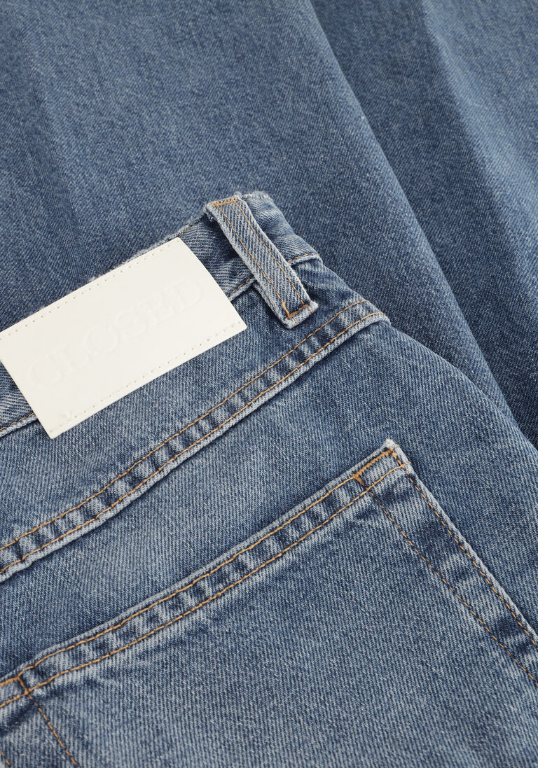 lichtblauwe closed wide jeans gillan