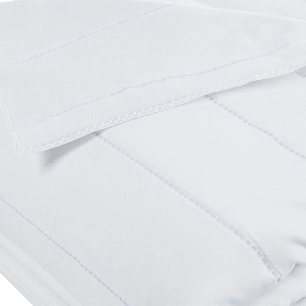 Couette blanche 2 personnes 240x220cm