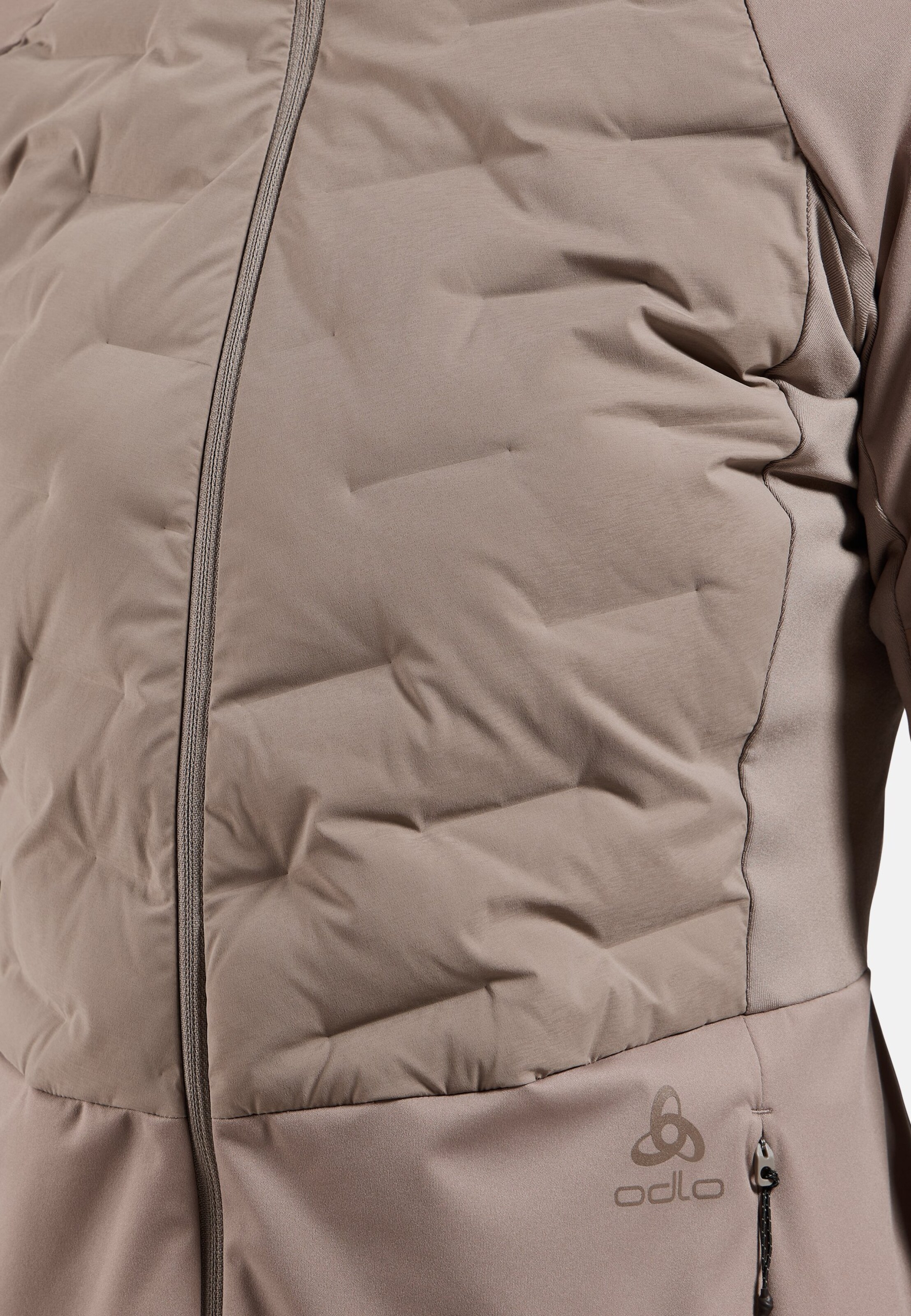 Zeroweight Insulator Laufjacke in cinder