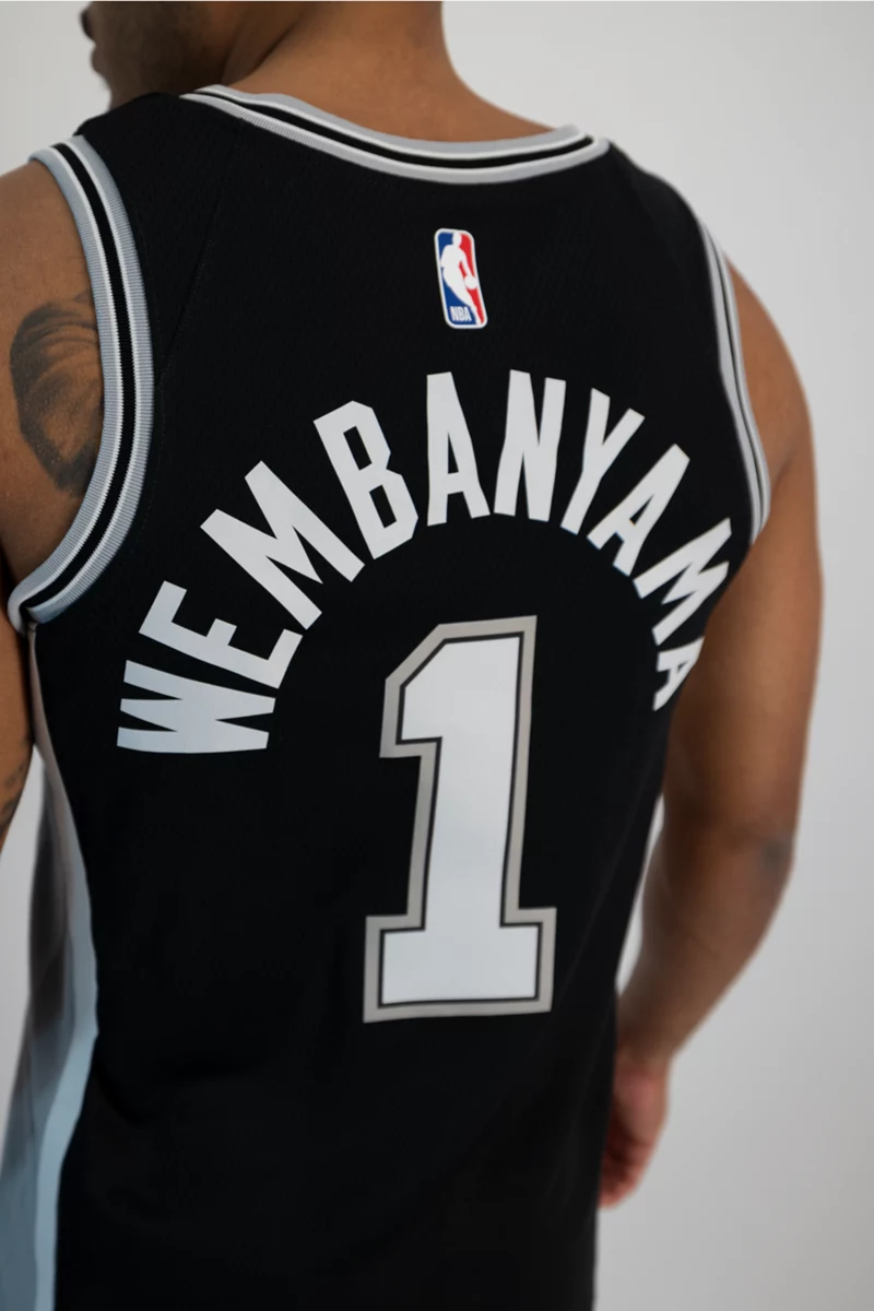 Nike San Antonio Spurs Icon Edition Victor Wembanyama Herren Basketballtrikot