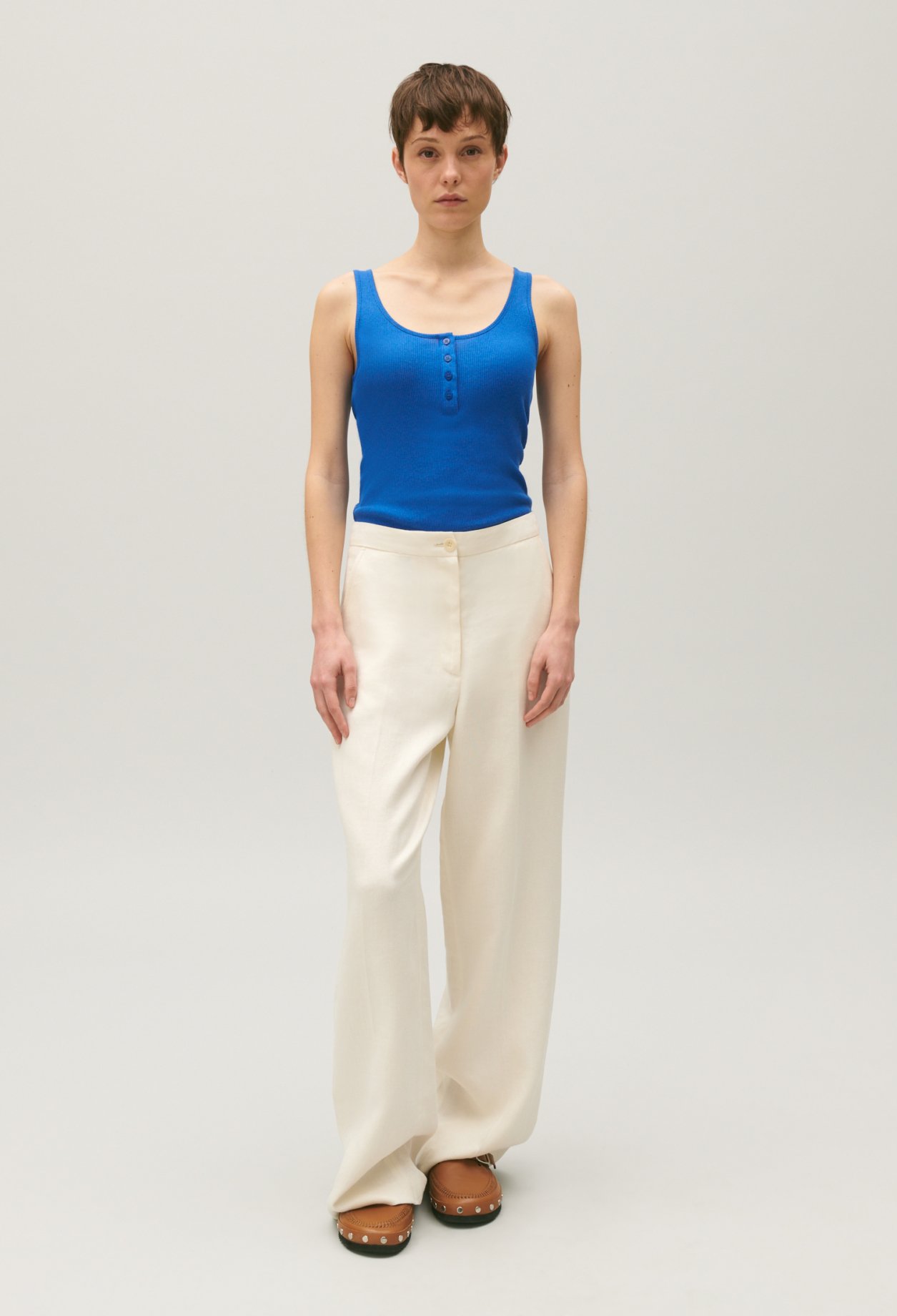 Debardeur boutonne bleu