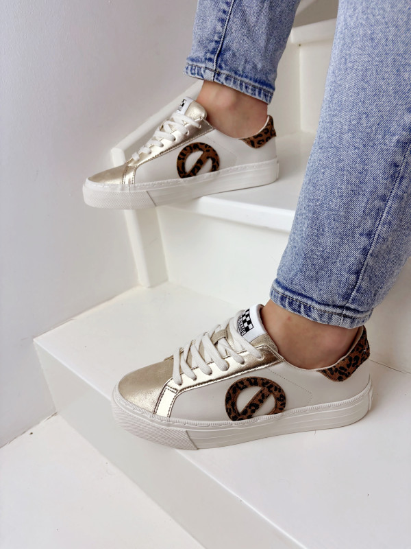 No Name - Sneakers STRIKE SIDE White/ Brown