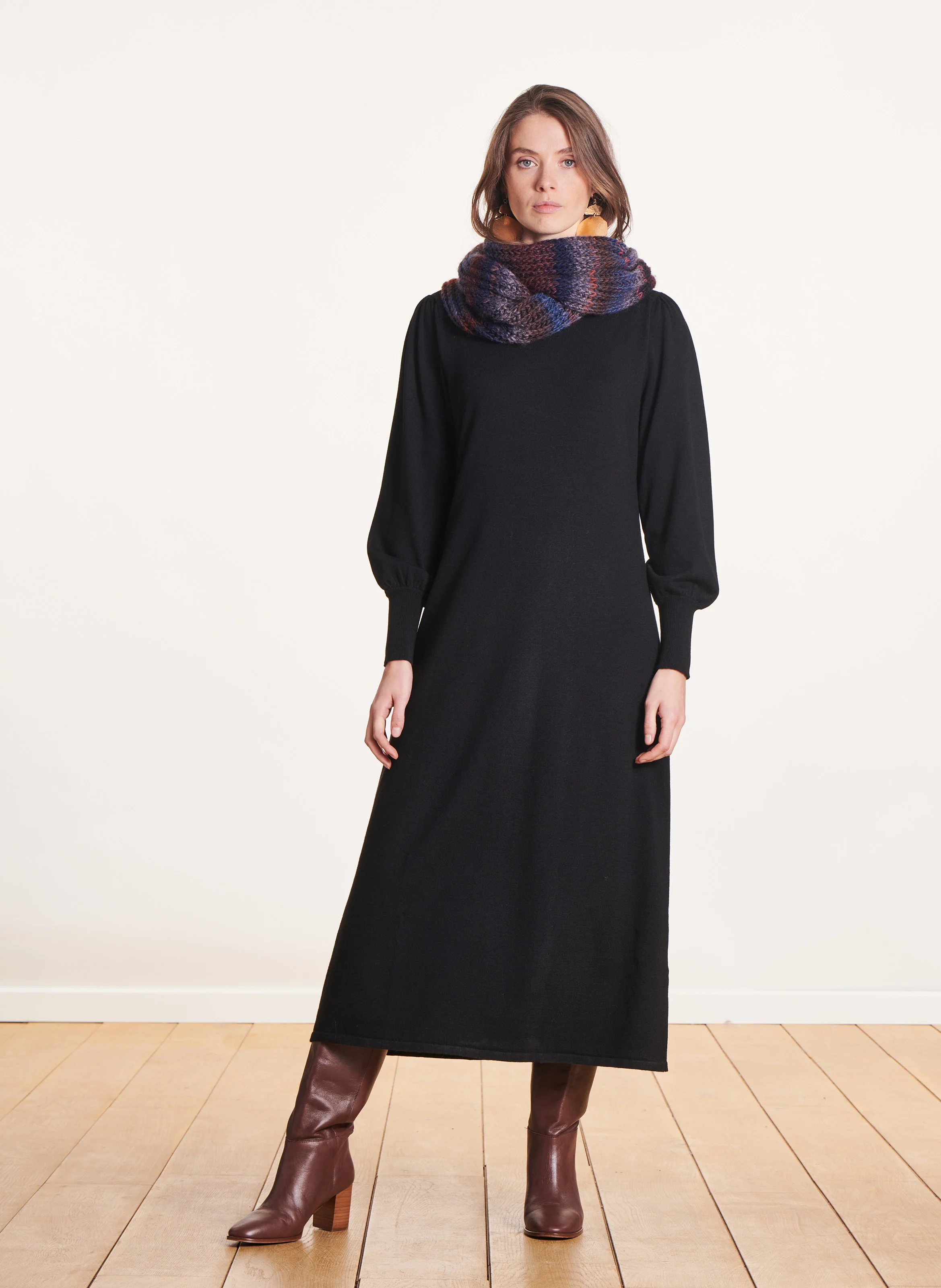 Robe ample mi-longue en maille fine| Noir