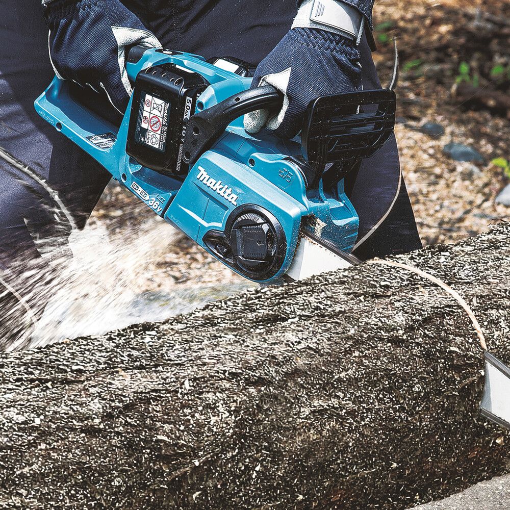 MOTORSAG MAKITA DUC303Z LXT 30CM 2X18V UTEN BATTERI