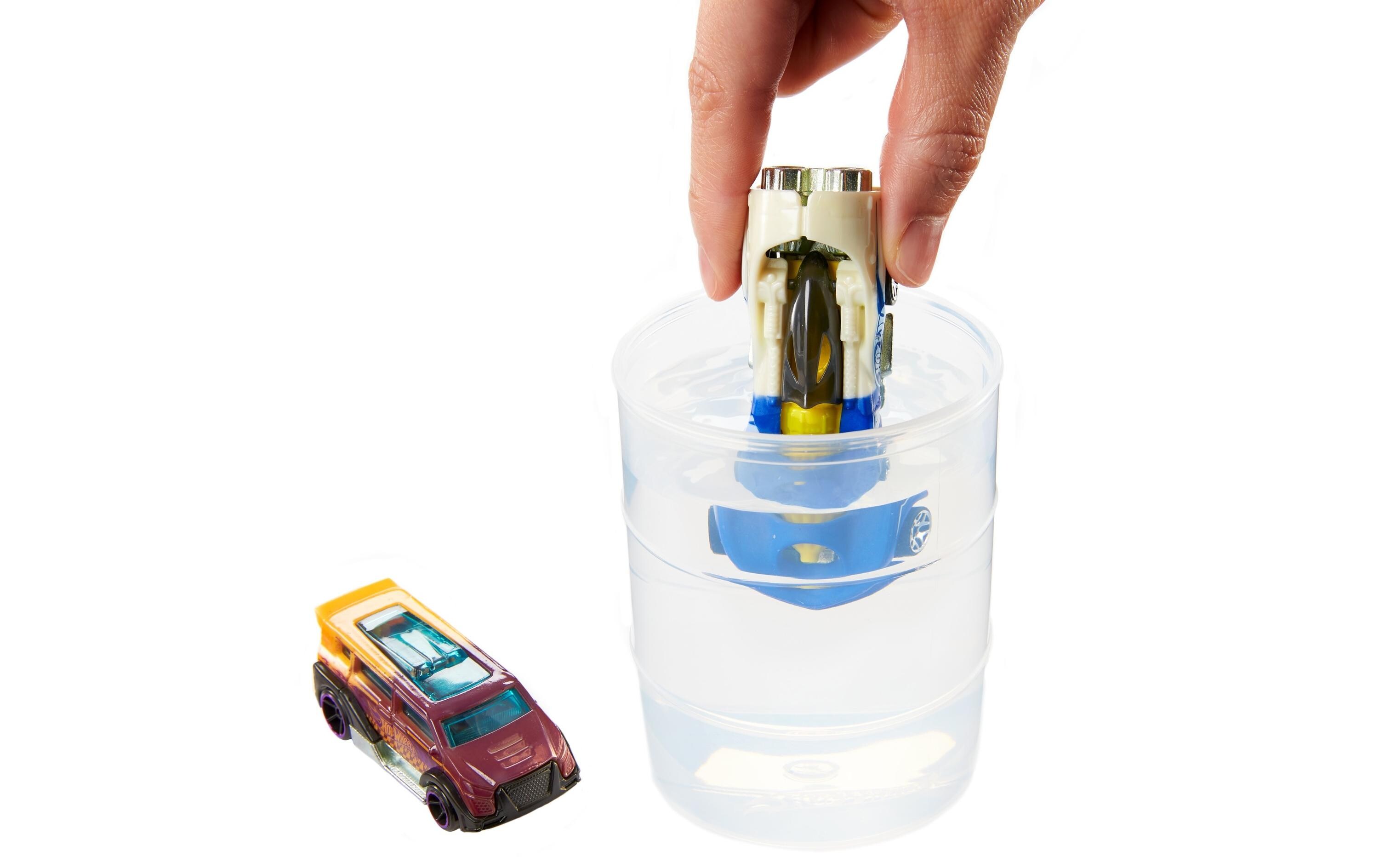 Color Reveal Die-Cast 2er-PackFahrzeuge mit Farbwechsel- und Überraschungseffekt
