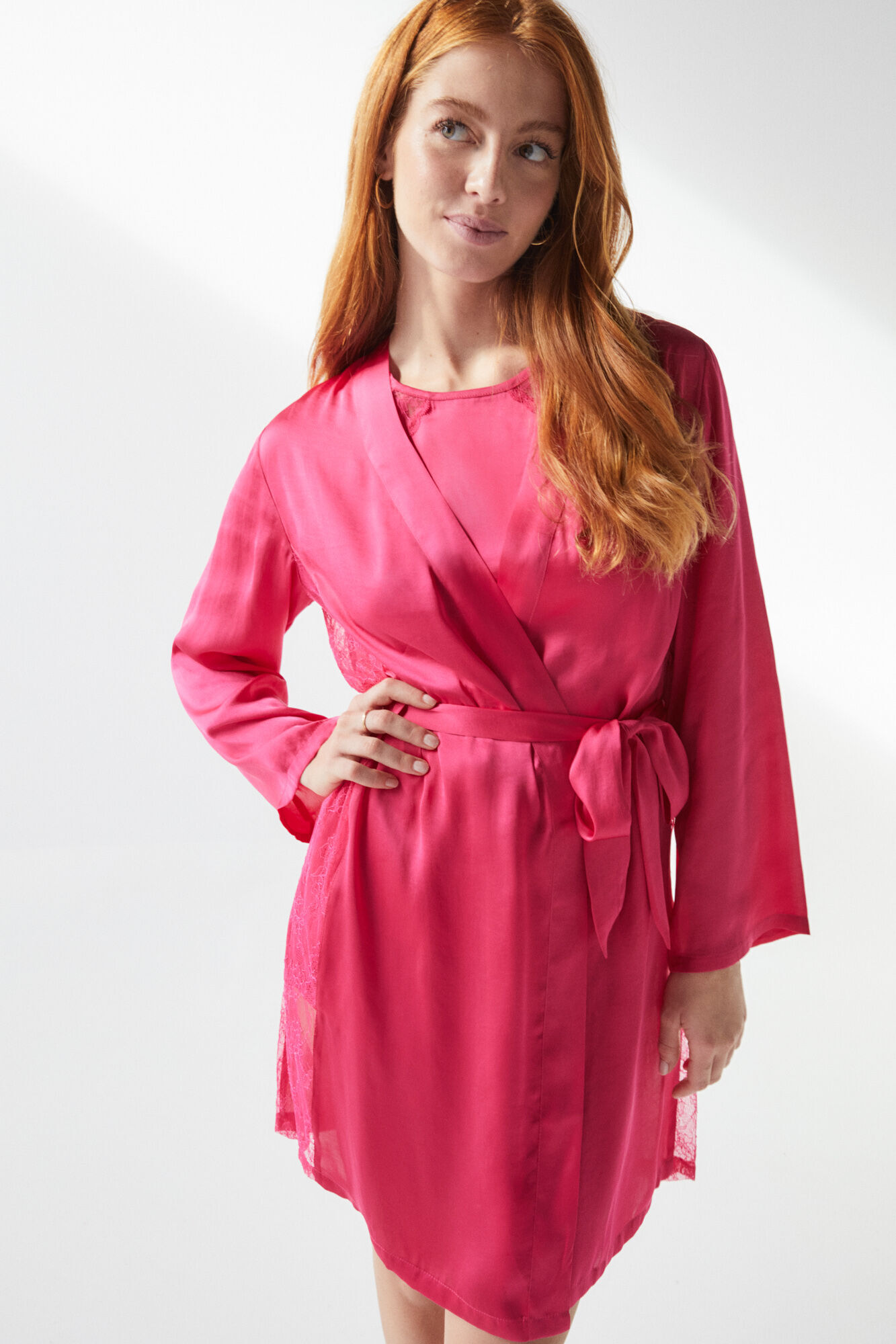 Robe de cetim com renda fúcsia - fúcsia
