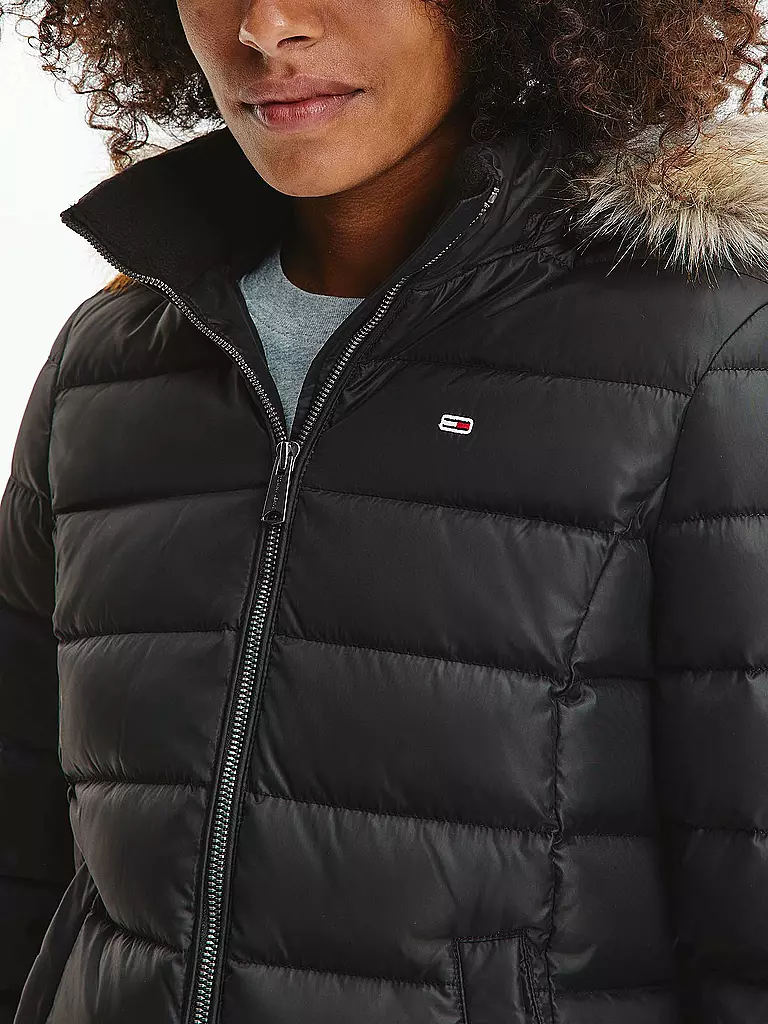 TOMMY JEANS Daunenjacke Martina schwarz