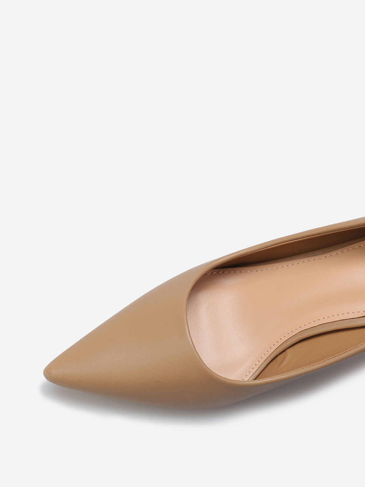 Escarpins pointus en simili- Taupe