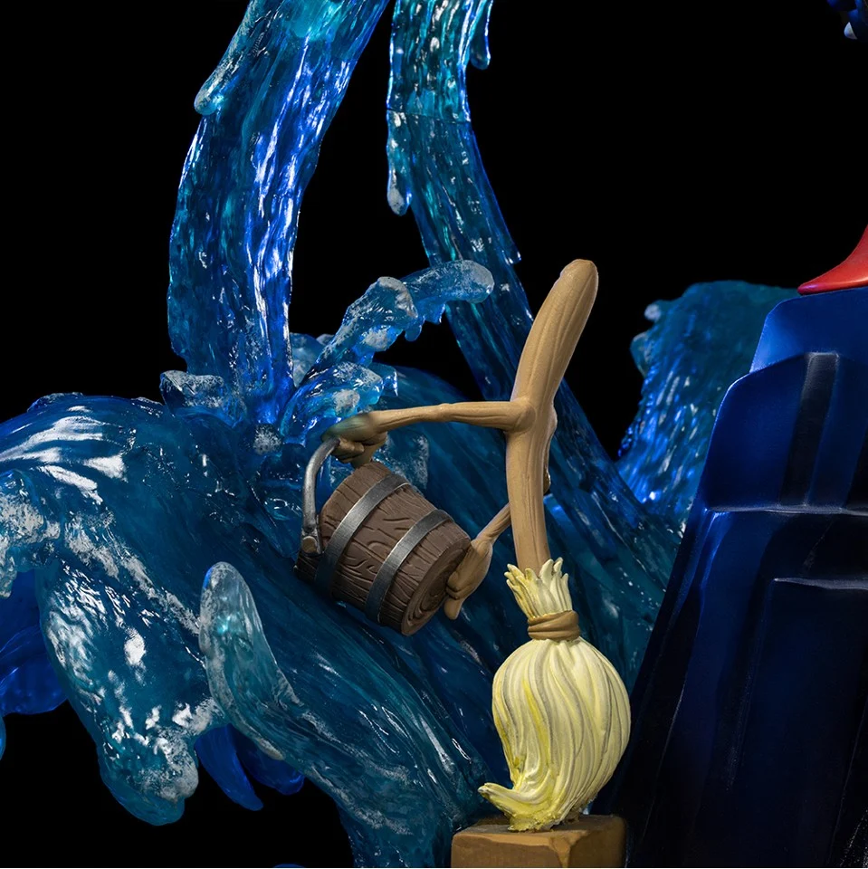 Disney Classic - Mickey Fantasia Statue Deluxe Art Scale 1/10
