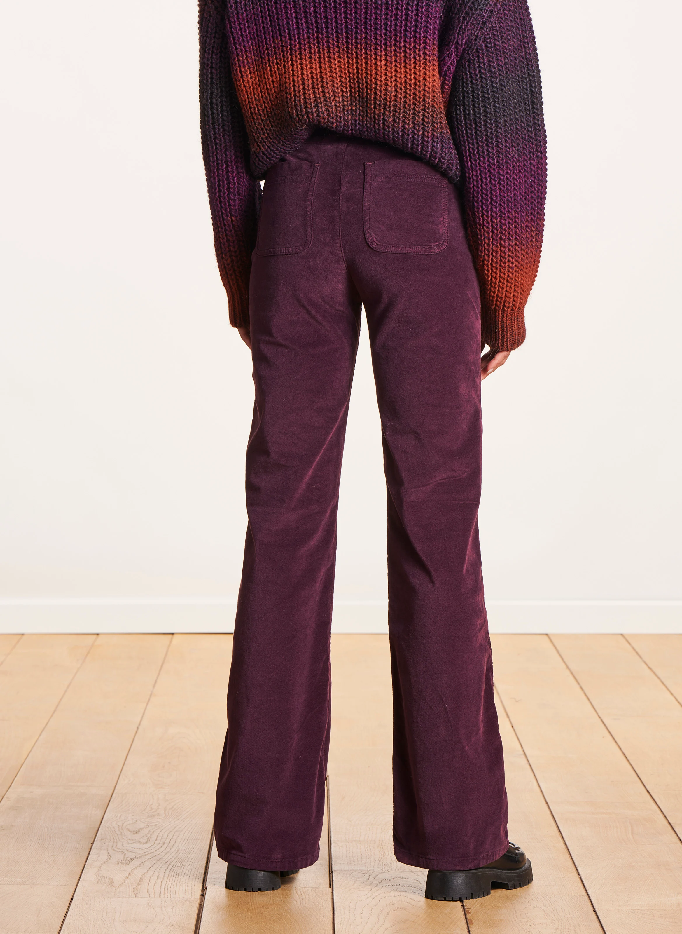 Pantalon boot-cut taille haute en coton bio mélangé | Violet