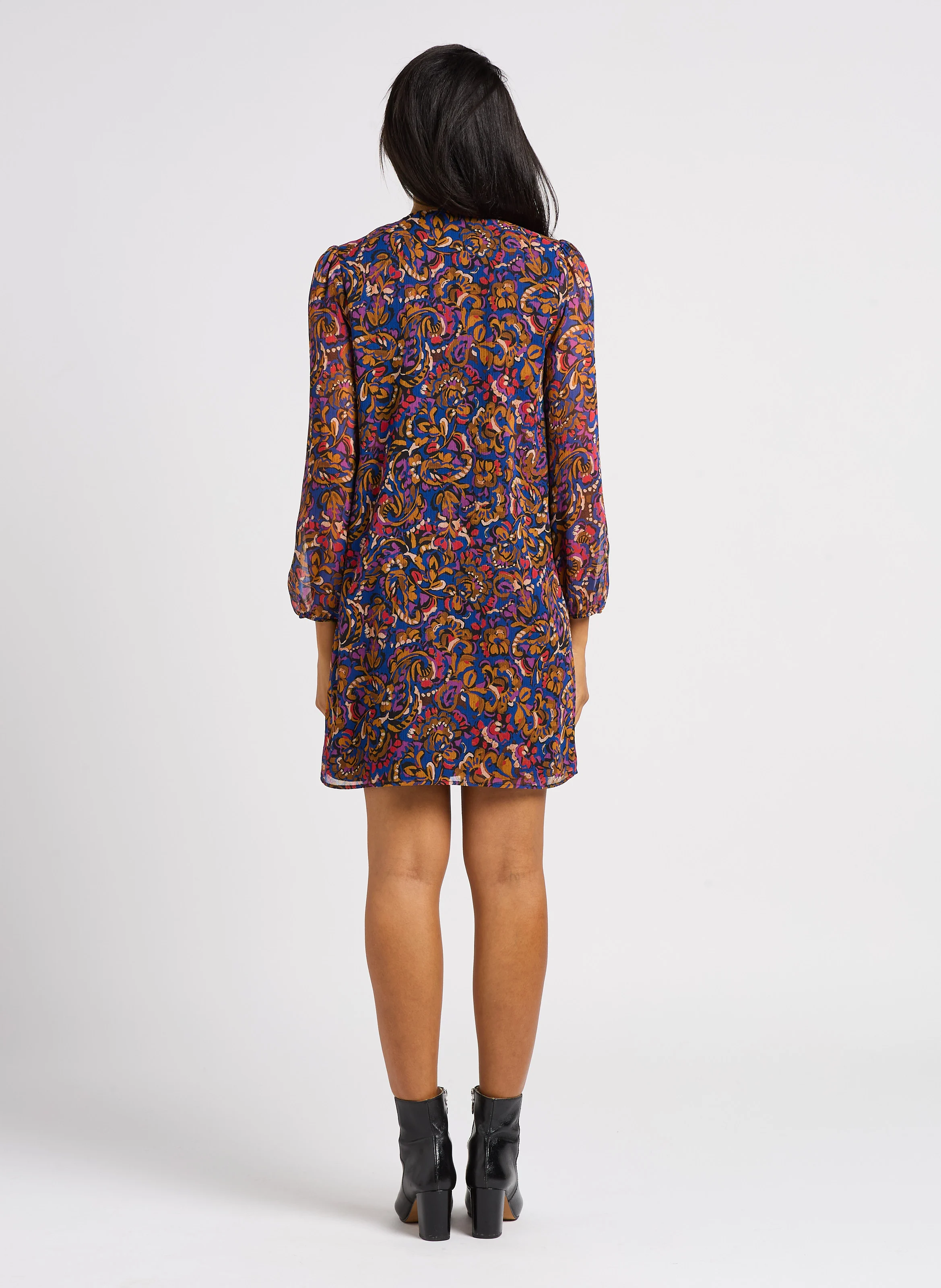 Robe courte col V imprimée en crêpe| Marron