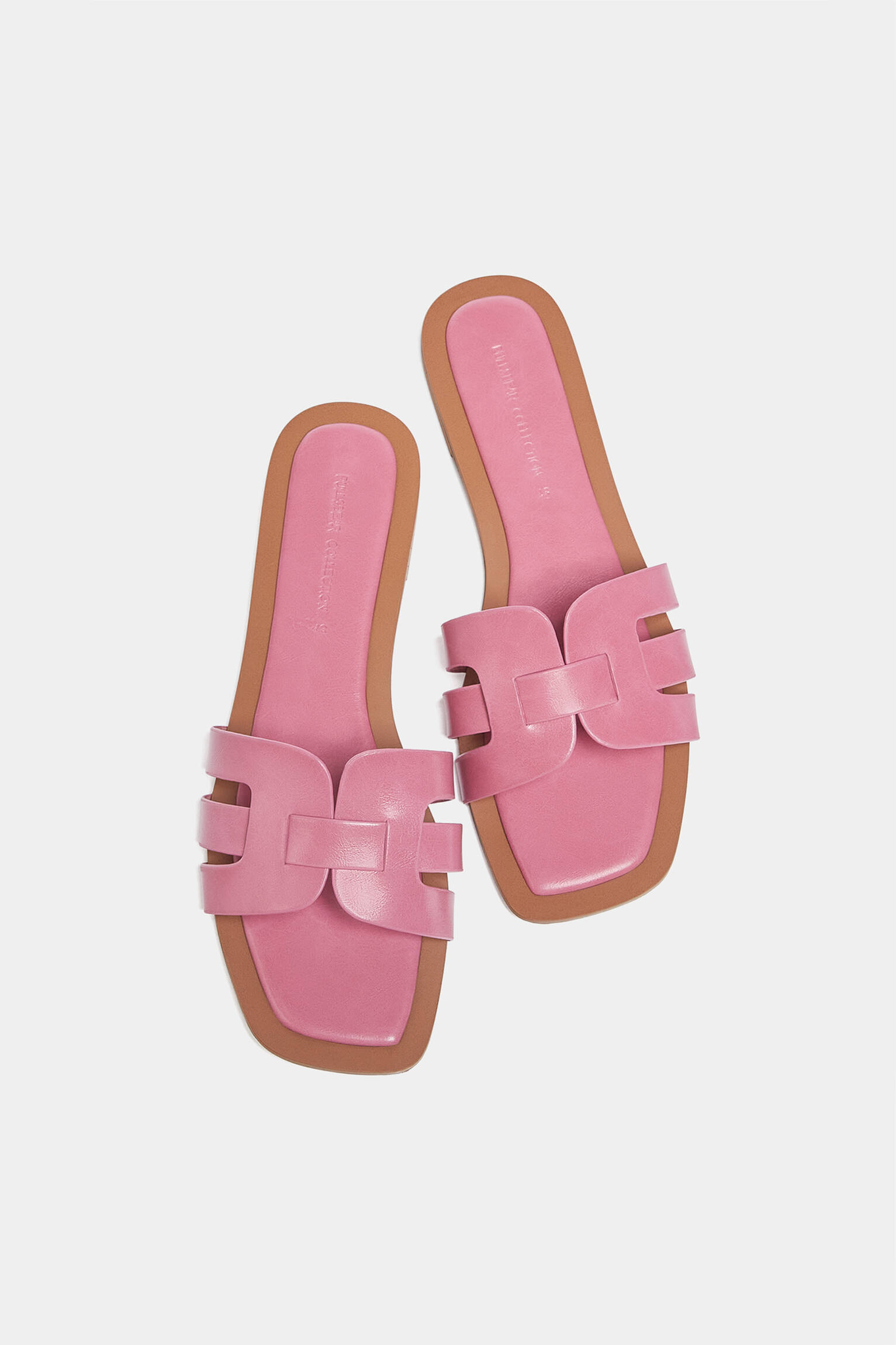 Sandália rasteira com tiras cruzadas - rosa