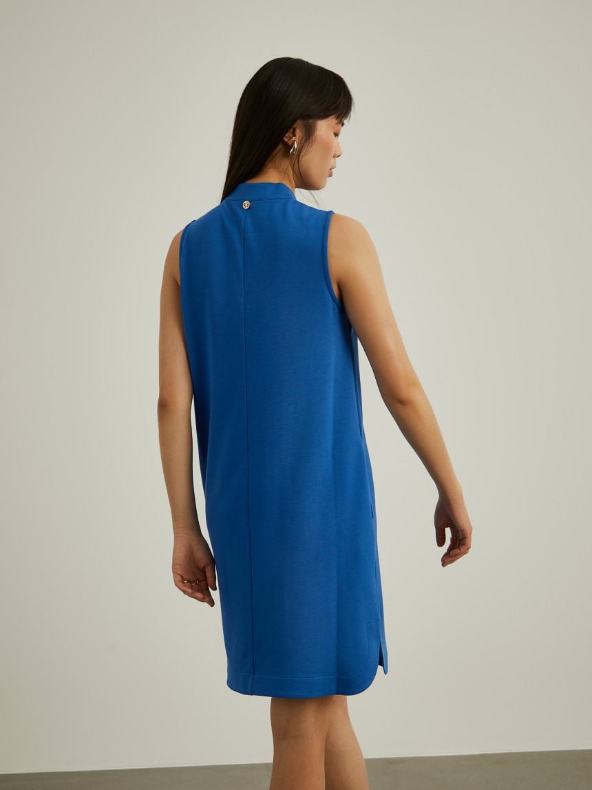 Vestido curto de malha sem mangas