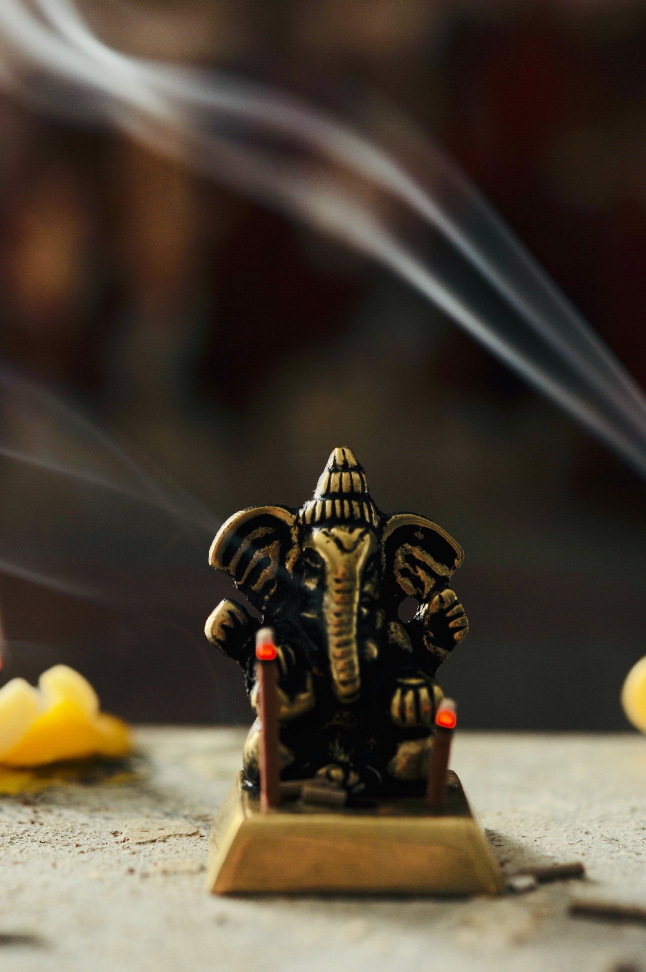 Räucherstäbchenhalter 'Ganesha' günstig bestellen