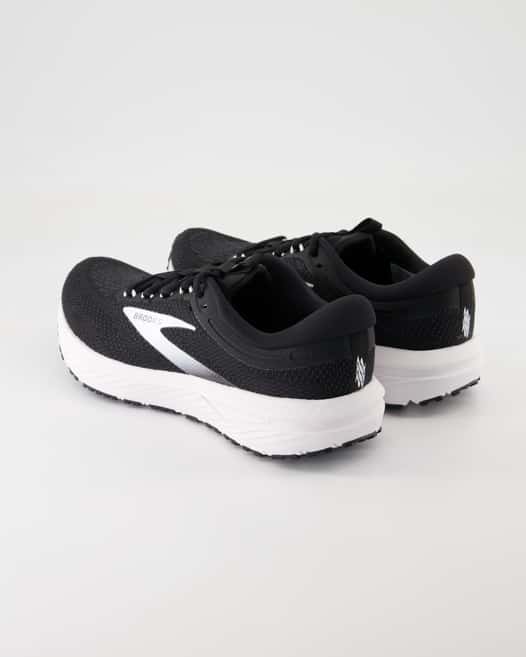 Brooks Revel 7 Sportschuhe in Schwarz