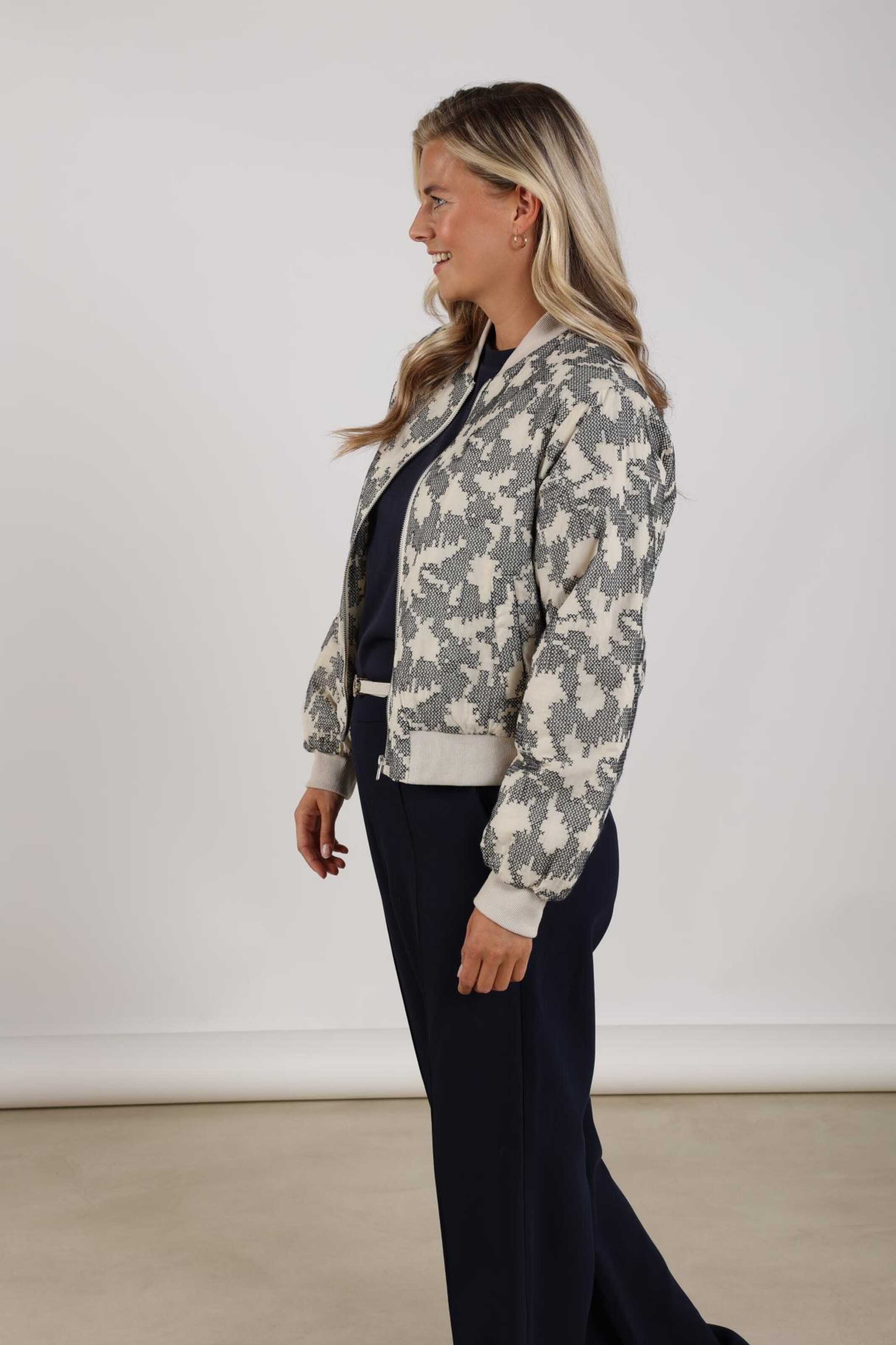 Nukus Dames jas beige