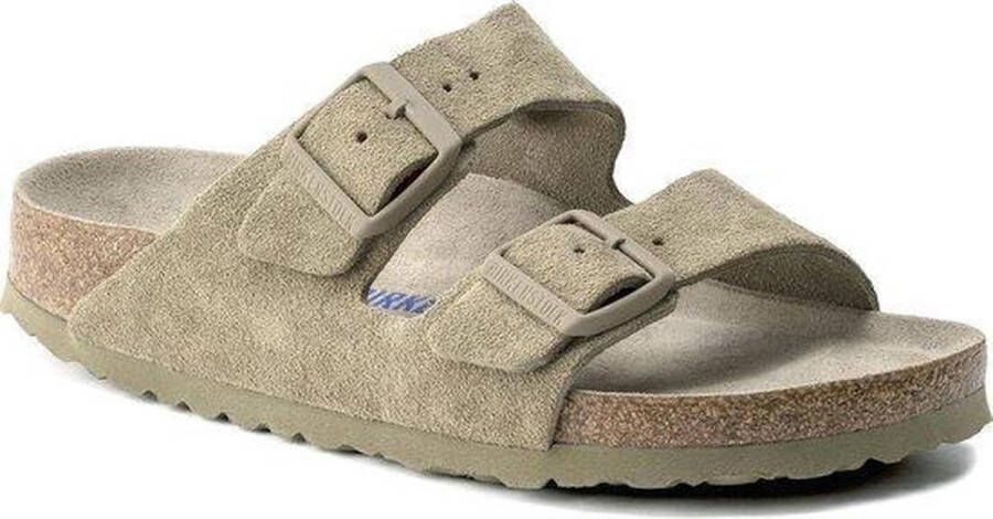 BIRKENSTOCK Slippers Arizona Maat: 35 Materiaal: Suède Kleur: Groen