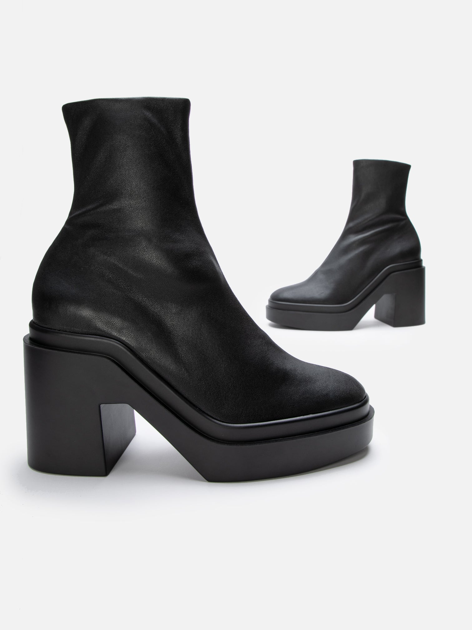 NINA, stretch black