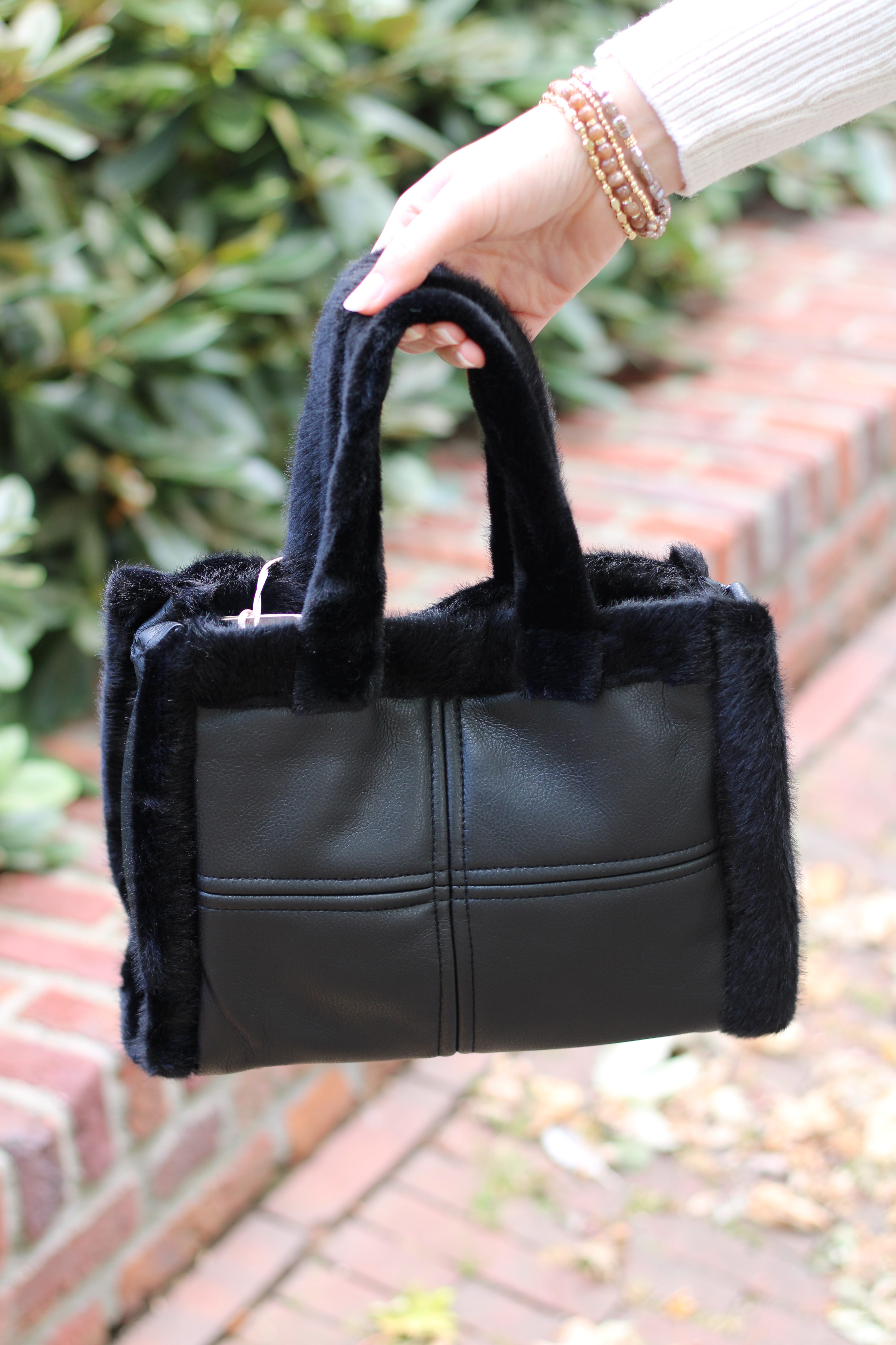 Rino & Pelle - Jasha Small Shopper - Black