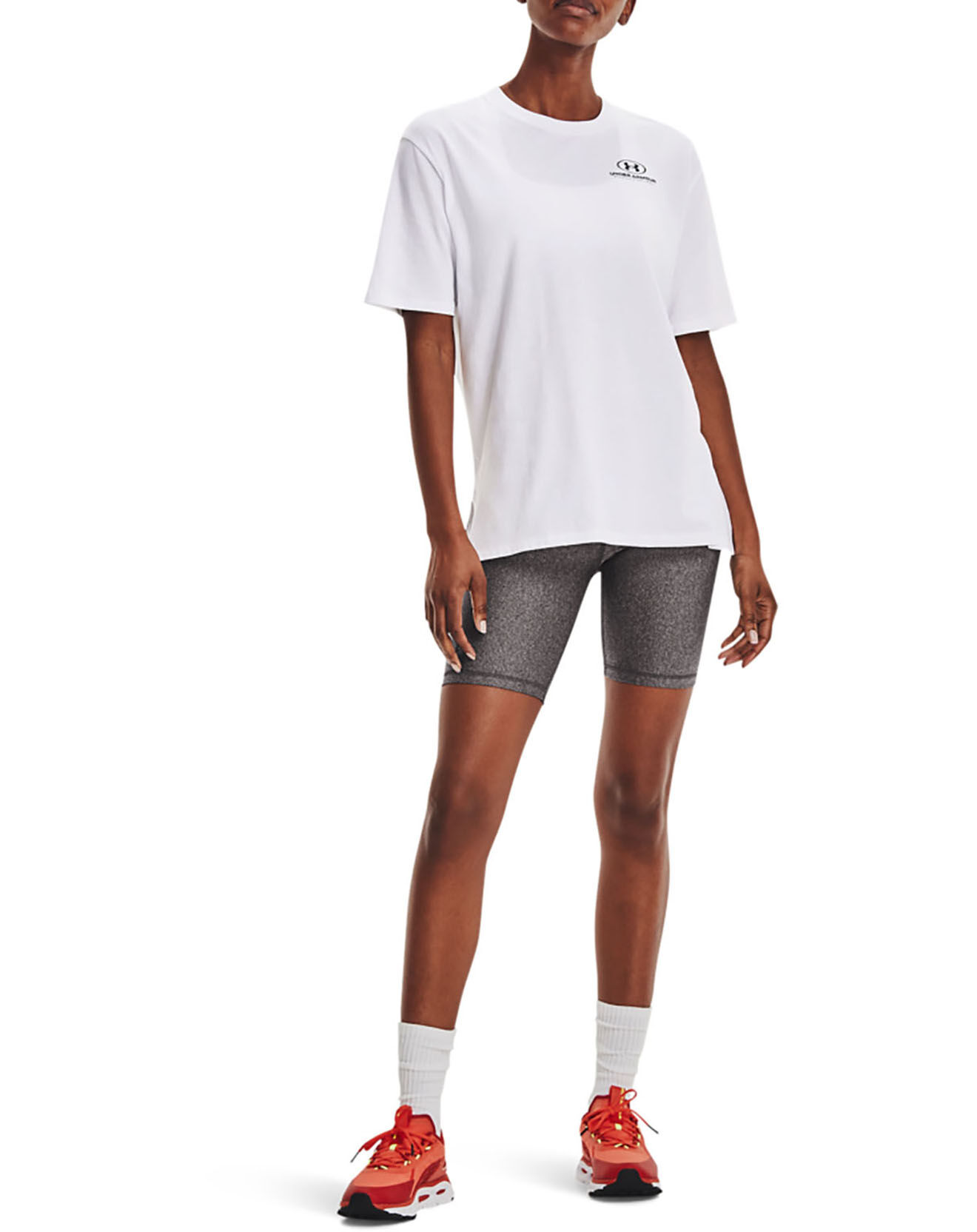 Under Armour T-Shirt Oversized Graphic blanc
