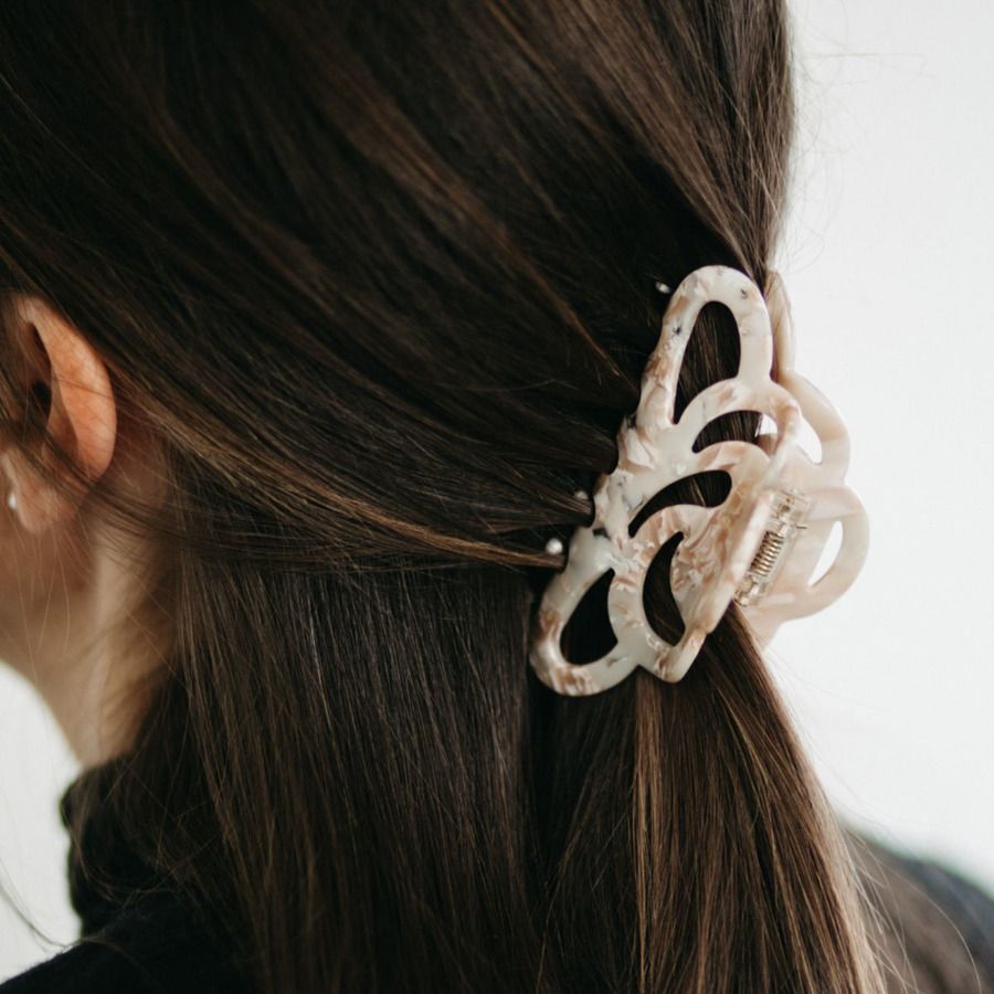 ByBarb Hair Claw Judy Beige