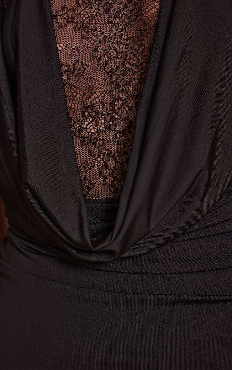 Noir Robe Longue À Col Bénitier Avec Empiècements En Dentelle Douce