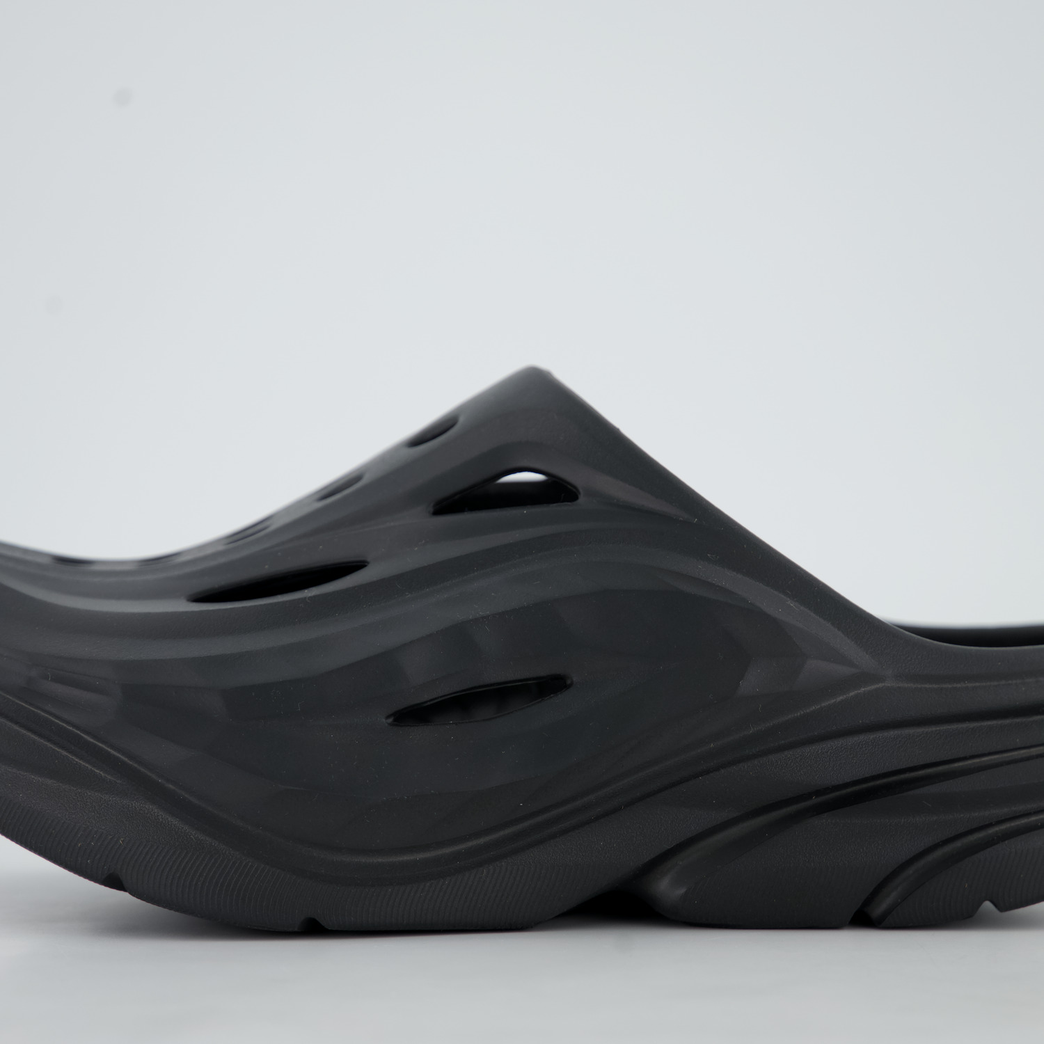 HOKA U ORA RECOVERY MULE