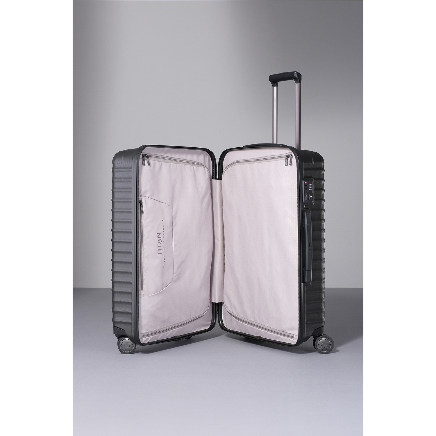 TITAN Litron 4 Wheel Trolley M black