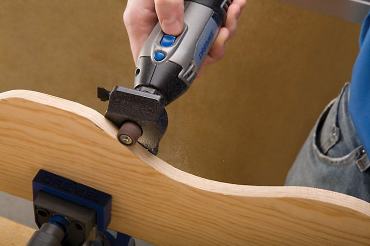 Guide de façonnage à 45° et 90° Dremel 576