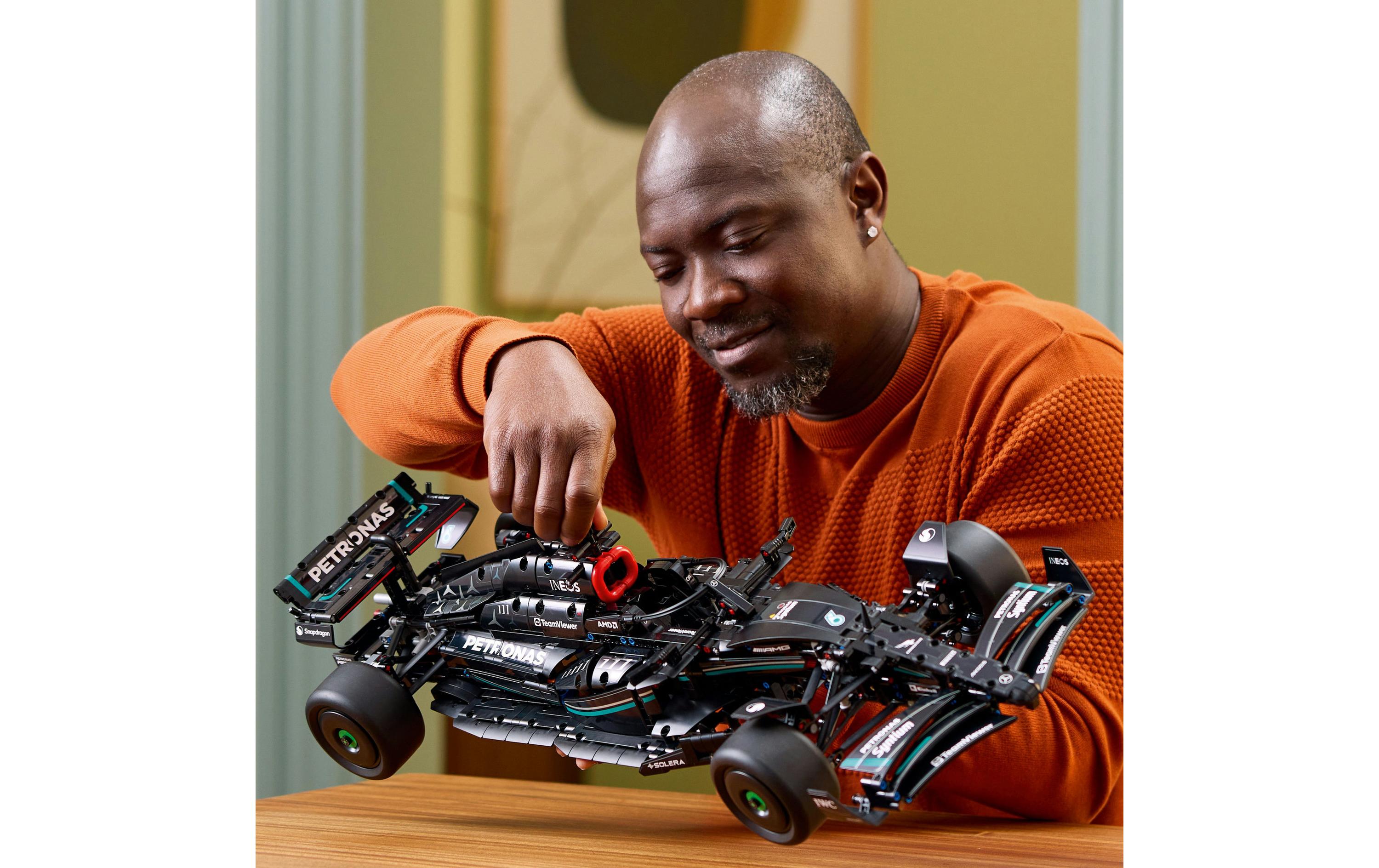 Technic Mercedes-AMG F1 W14 E Performance 42171<br>Bauset für Erwachsene voller authentischer Details