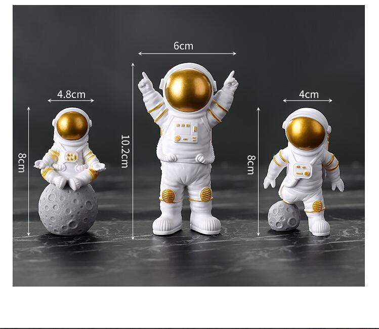 (4er Set) 7-10cm Deko Weltall Figuren Home Accessoire - Astronauten