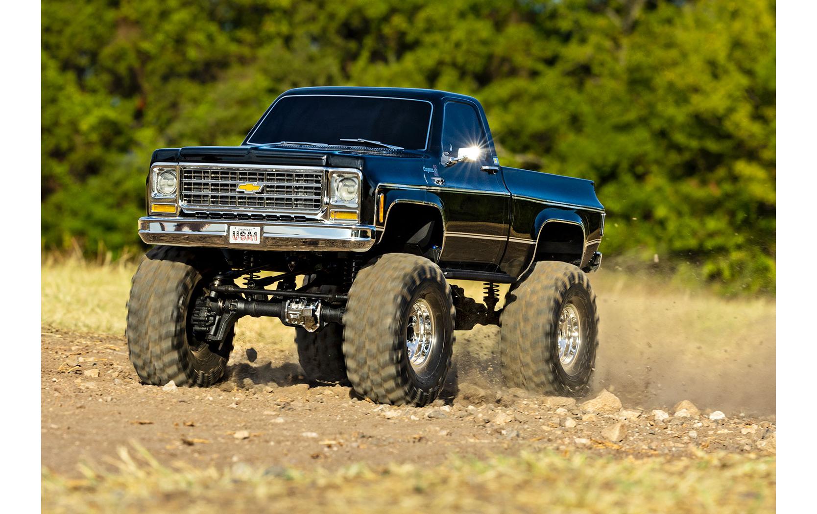 Scale Crawler TRX-4 Chevy K10 Schwarz ARTR, 1:10<br>Rockcrawler mit Chevrolet Squarebody Pickup Karosserie