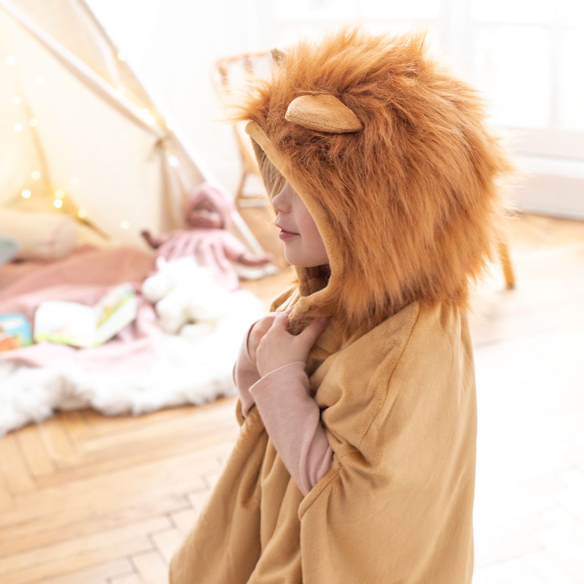 Déguisement cape Lion 4-5 ans Mercredi et Patati