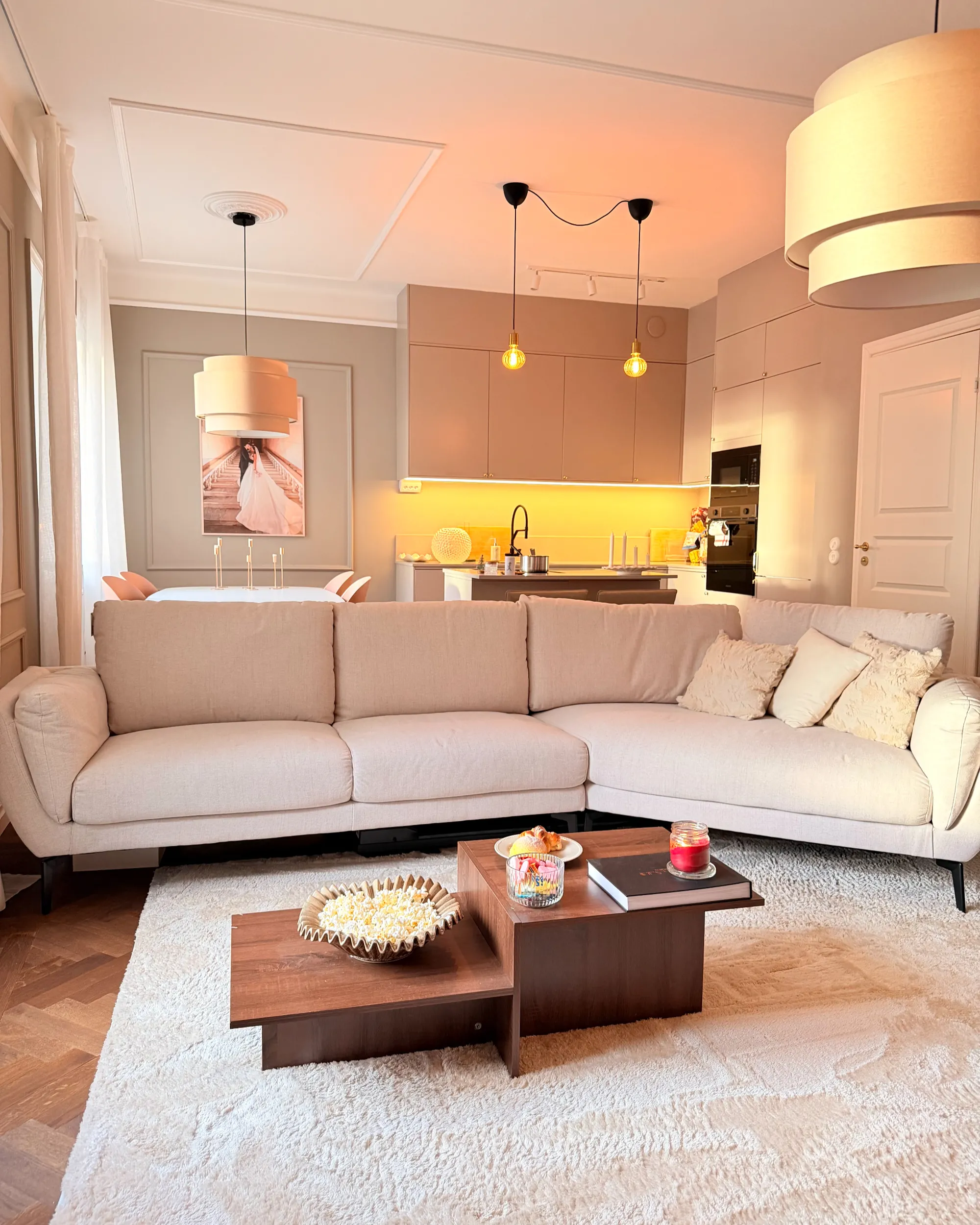 Bank 3-zits KANSSELI Stof Lichtbeige