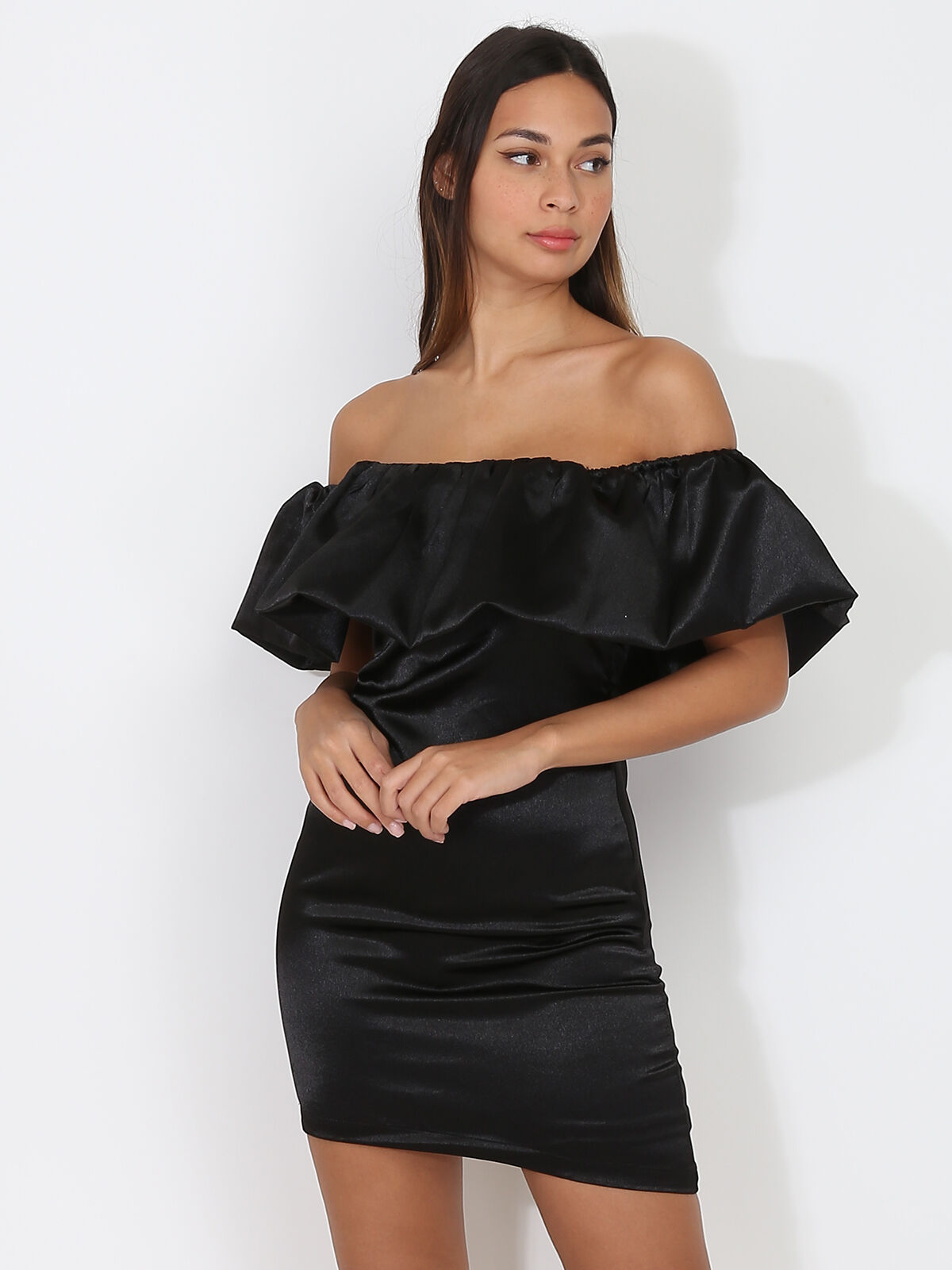 Robe satinée à col bardot bouffant- Noir