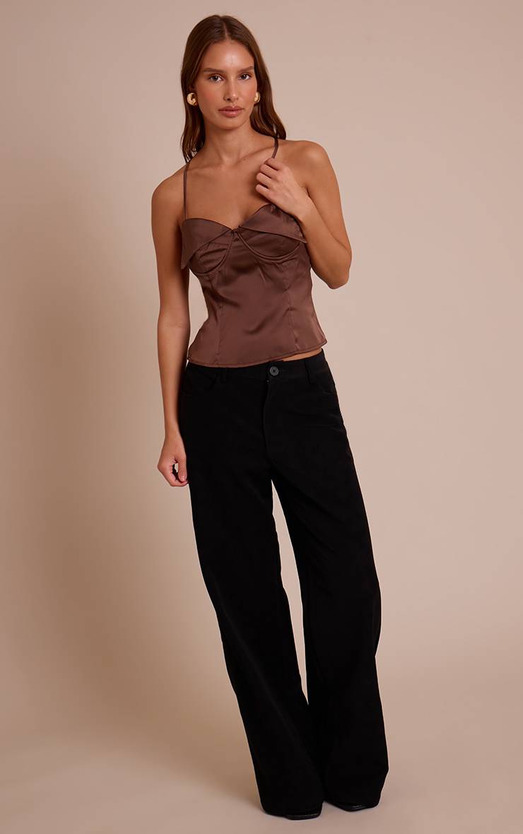 Chocolat Top Long À Bretelles En Satin Avec Détail Drapé