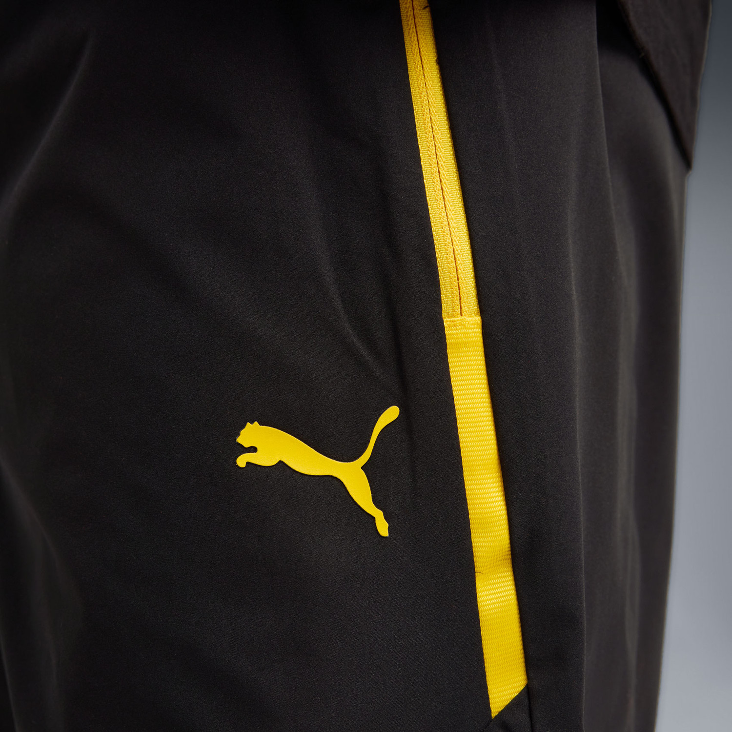 Puma Borussia Dortmund Tech Woven Trainingspak