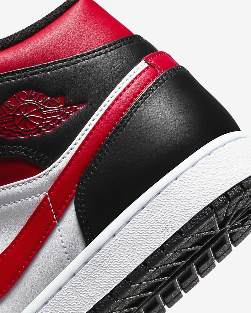 Chaussures Nike Jordan 1 Mid pour homme