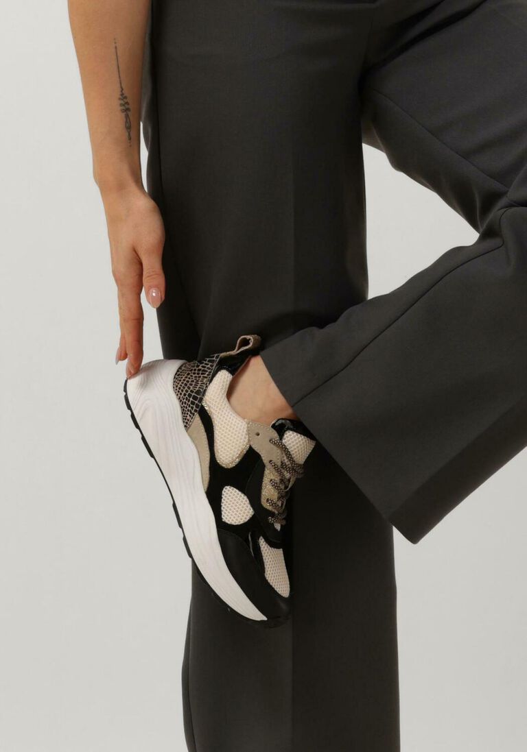 OMODA zwarte omoda lage sneakers triangle
