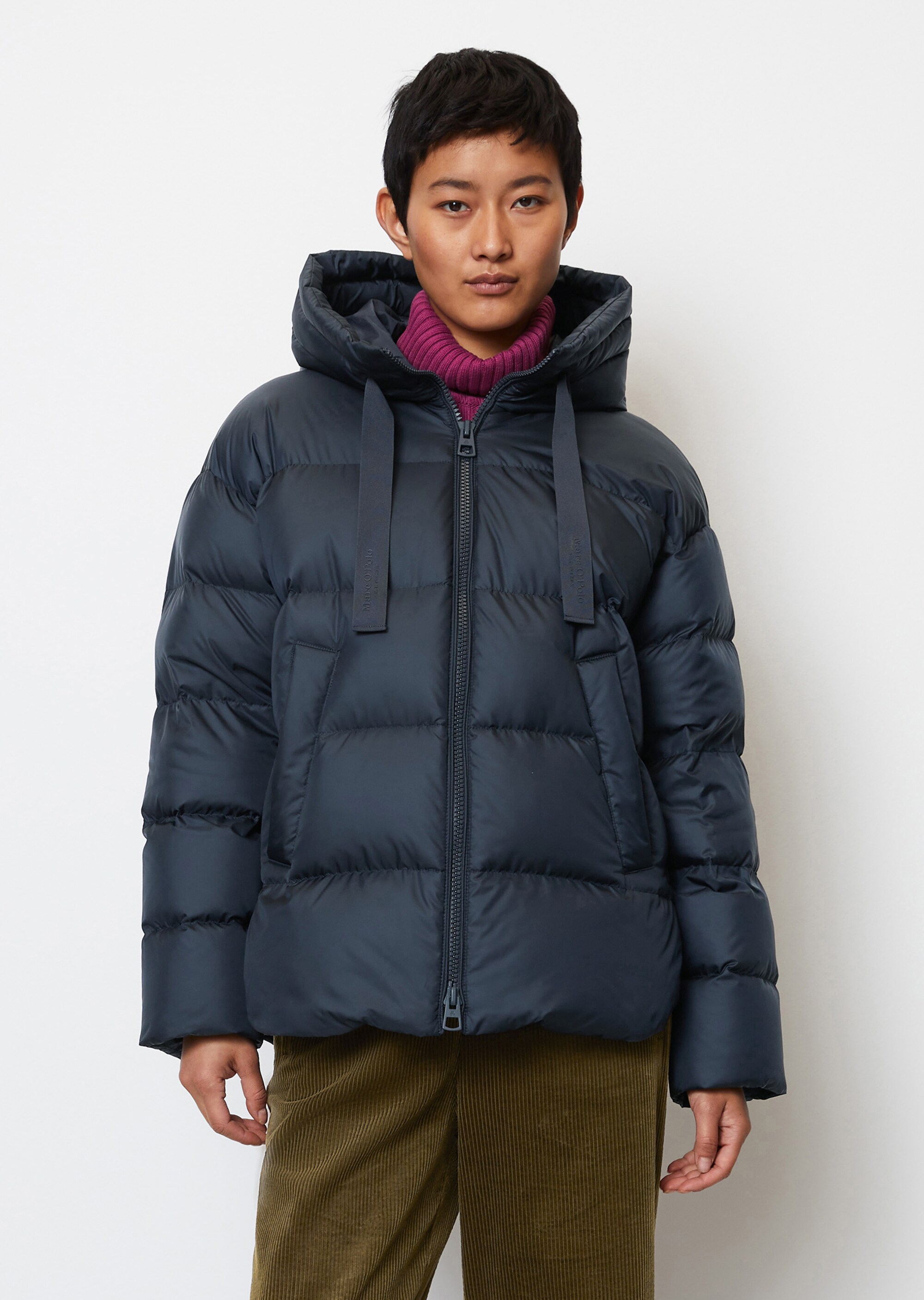 Puffer-Daunenjacke relaxed mit seitlichen Knopfleisten