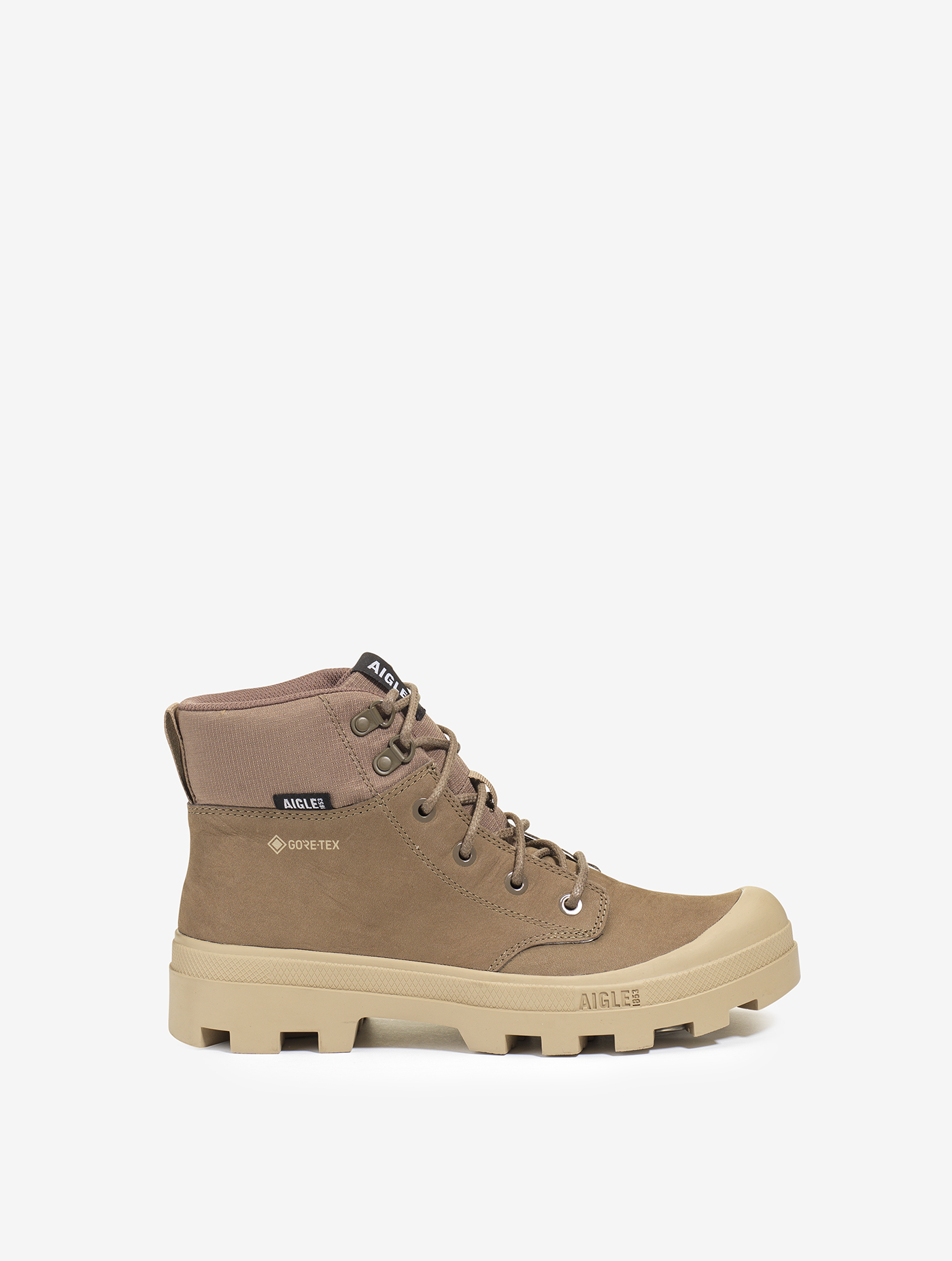 L'iconique chaussure de marche Aigle, en cuir GORE-TEX CHESTNUT