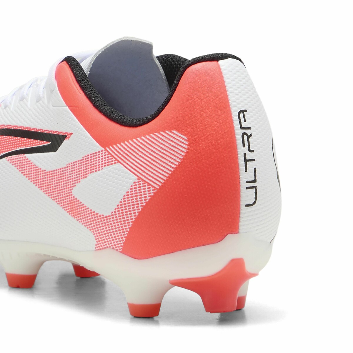 Chuteiras de futebol PUMA Ultra 5 Play FG/AG