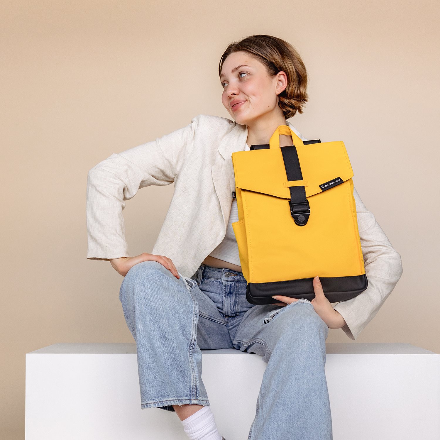 Bold Banana Envelope Backpack yellow raven