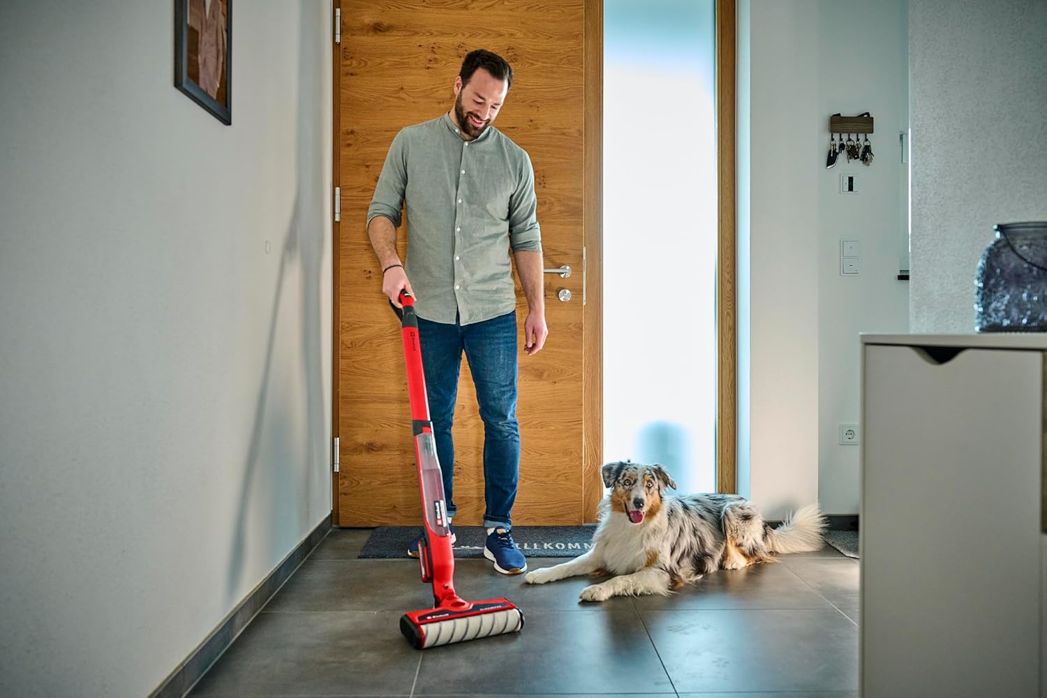 Einhell Akku-Haushalt-Set Power X-Change (18 V, inkl. Akku-Fensterreiniger, Akku-Hartbodenreiniger, Akku-Stielstaubsauger, 1x 2,5 Ah Akku, 1x Ladegerät)