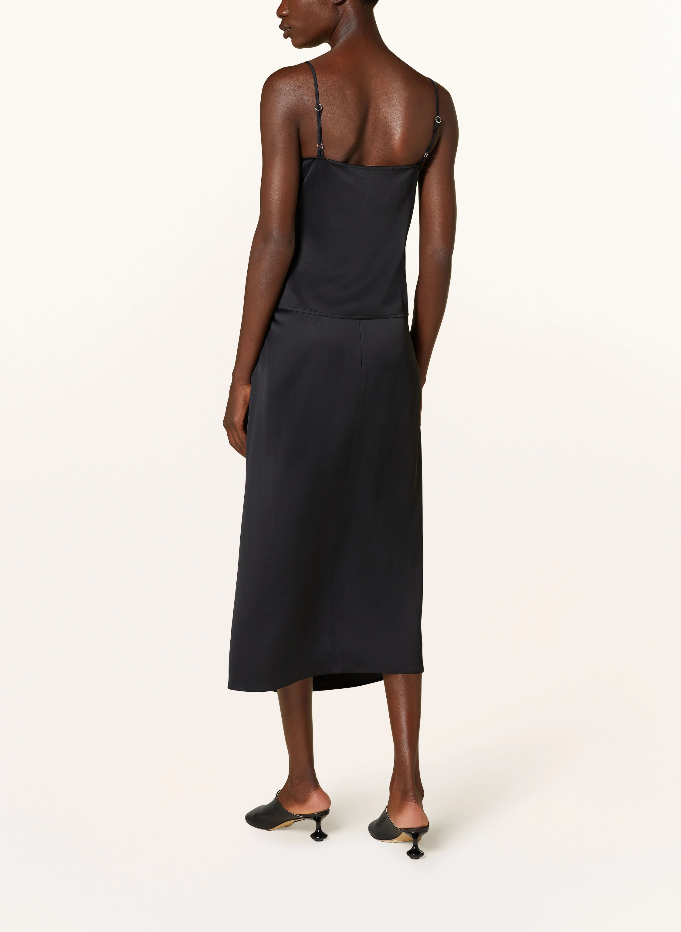 JW ANDERSON Satinrock in Wickeloptik