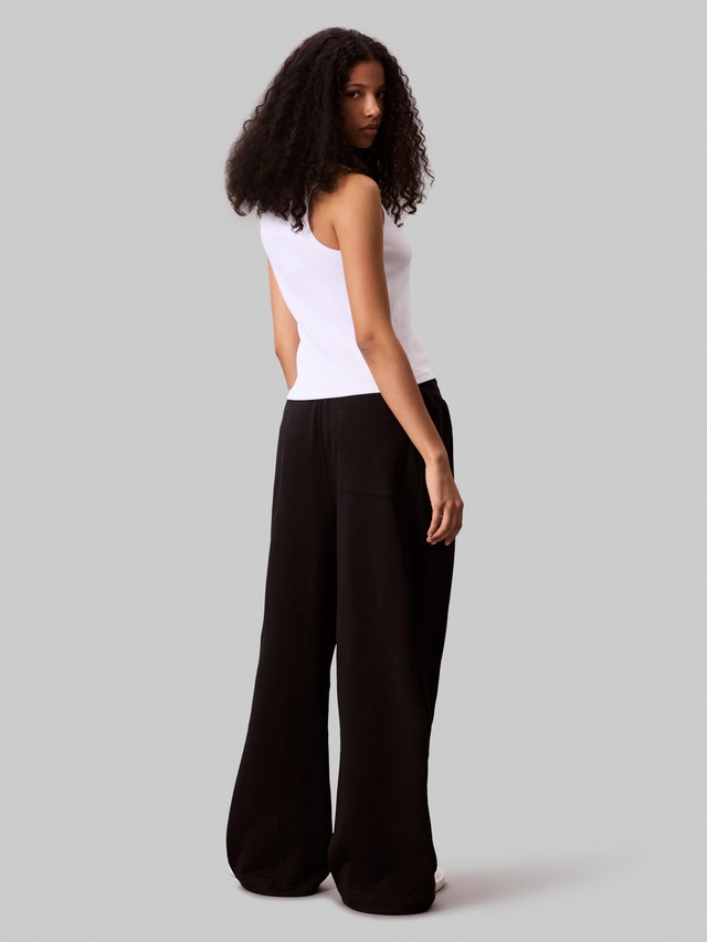 Calvin Klein Jeans Sweathose »A- FRENCH TERRY BADGE LOGO PANT«  mit weitem Bein